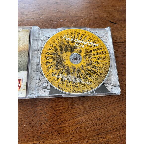 Perfecto Presents Paul Oakenfold Ibiza 2 CD Original - Picture 4 of 5